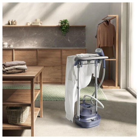 Napařovač oděvů Electrolux E7US1-4MN