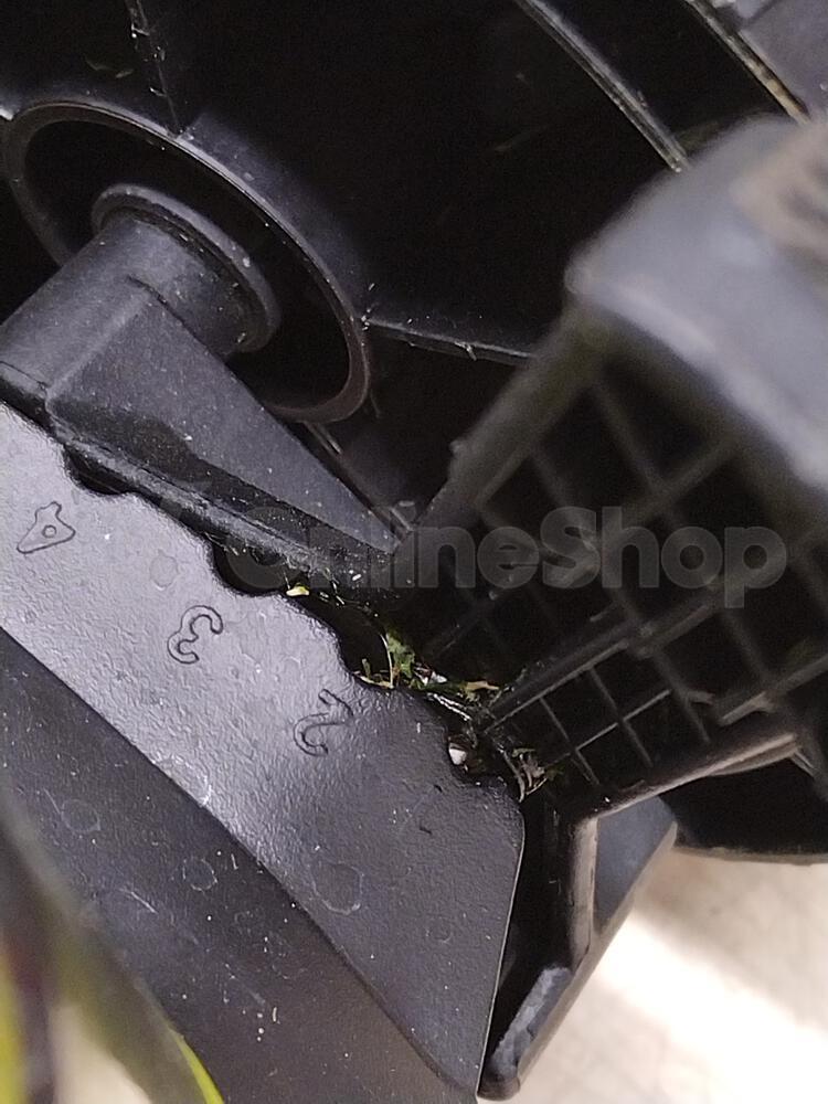 Tagliaerba A Spinta Ryobi RLM18X33B40 - 18V, Larghezza Taglio 33 Cm, Con Batteria 4.0Ah E Caricatore - Foto 5