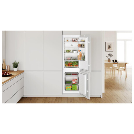 Chladnika BOSCH KIV86NSE0