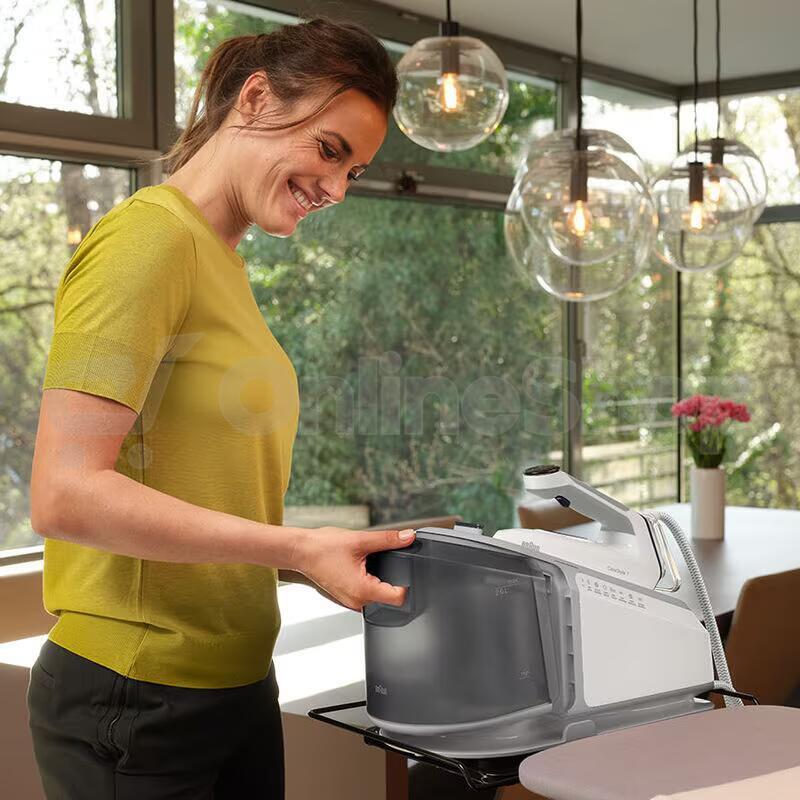 Parní generátor Braun IS7262.GY