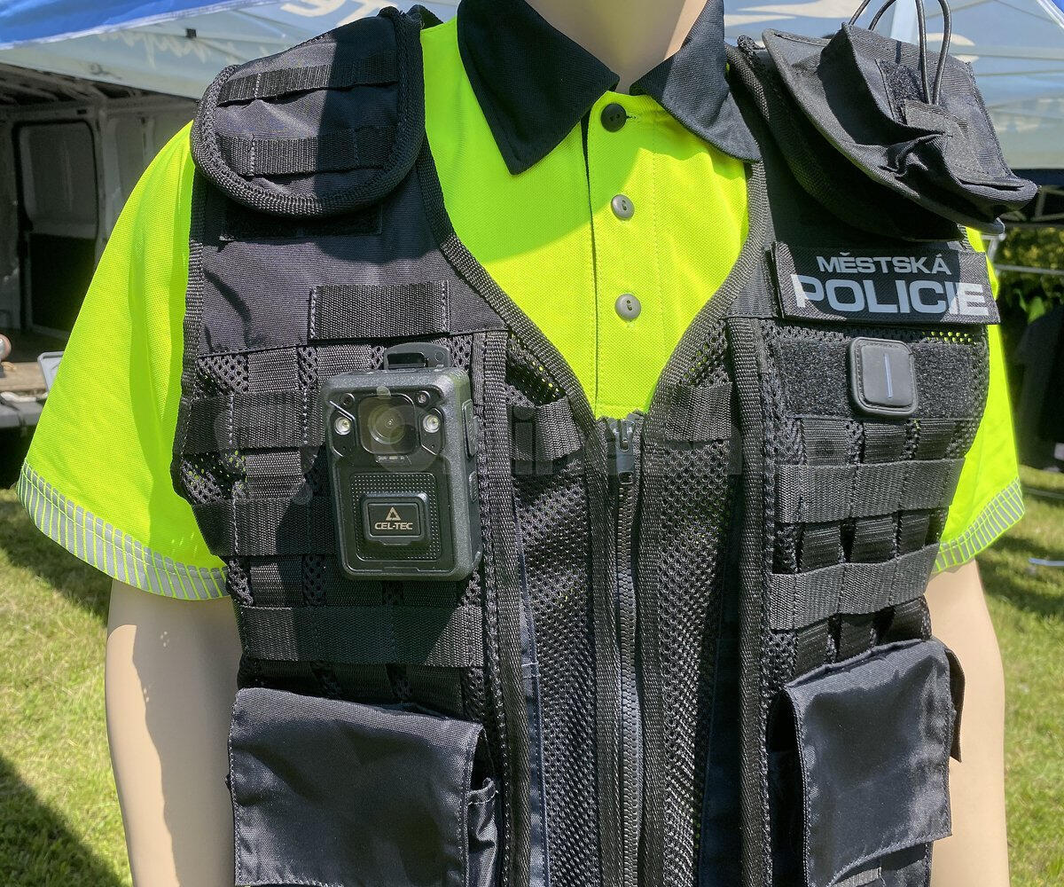 CEL-TEC PK98 GPS Wi-Fi 4G