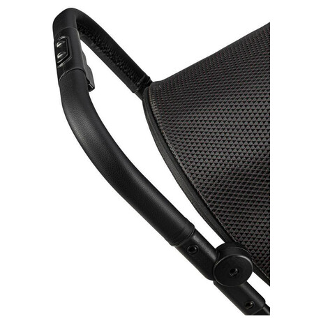 Sportovn korek MoMi ADELLE erno zlat