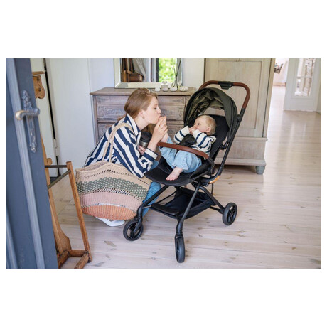 Sportovn korek MoMi ADELLE erno zlat