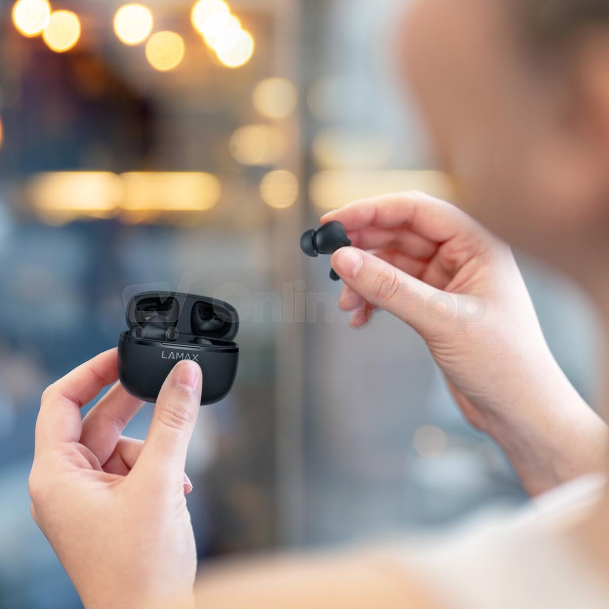 Bezdrátová sluchátka Lamax Clips1 Play, černá