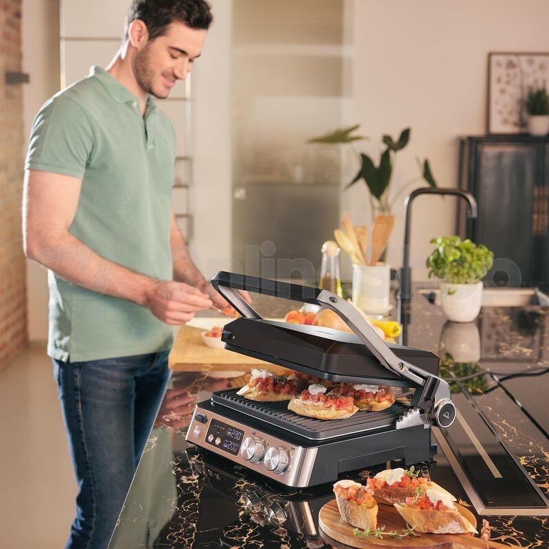 Gril kontaktní Braun MultiGrill 7 CG7040