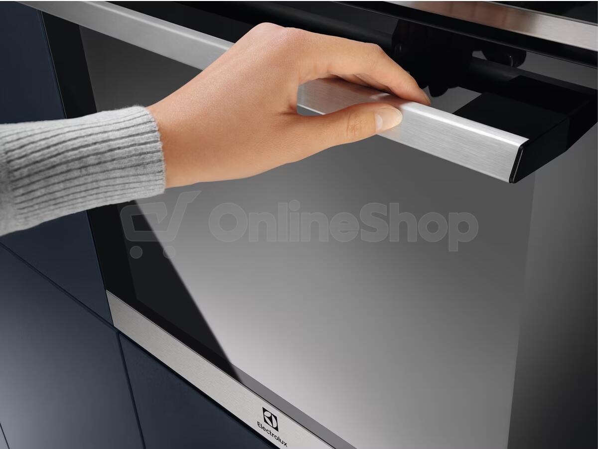 Trouba Electrolux EOC8P39WX