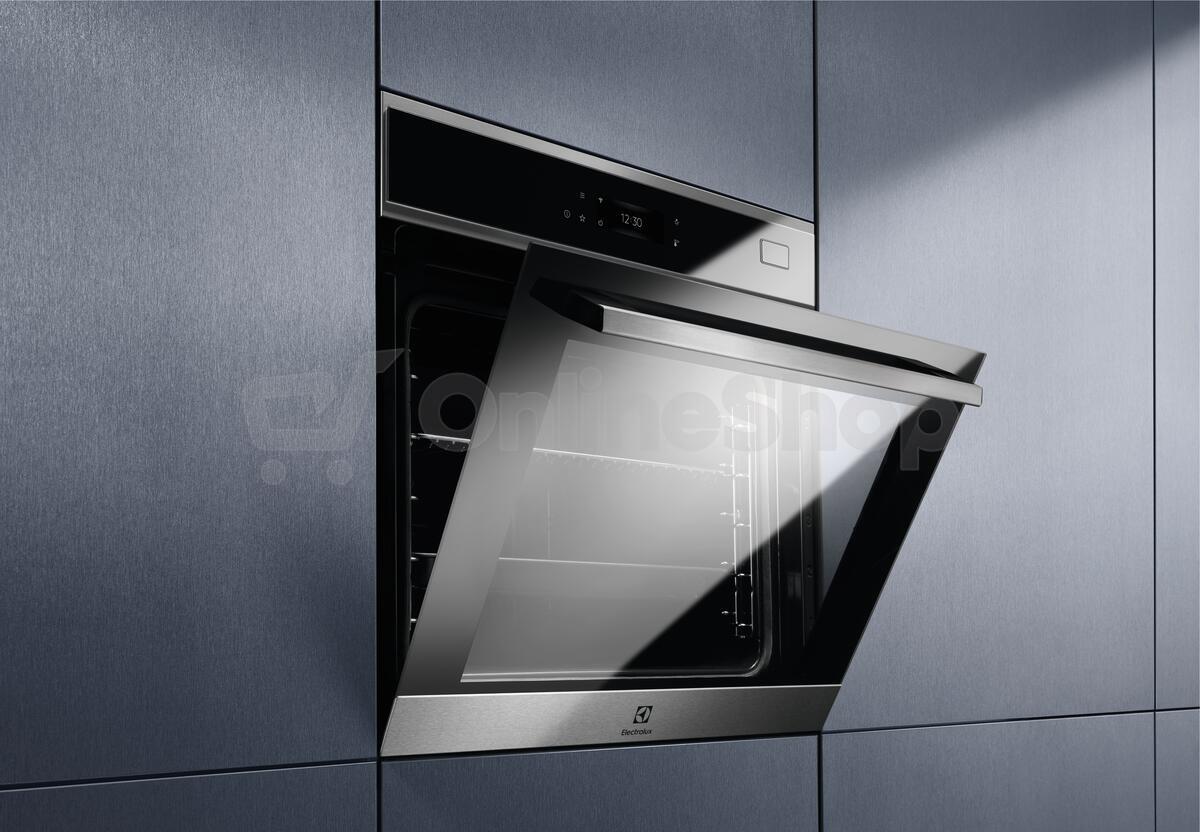 Trouba Electrolux EOB8S39WX
