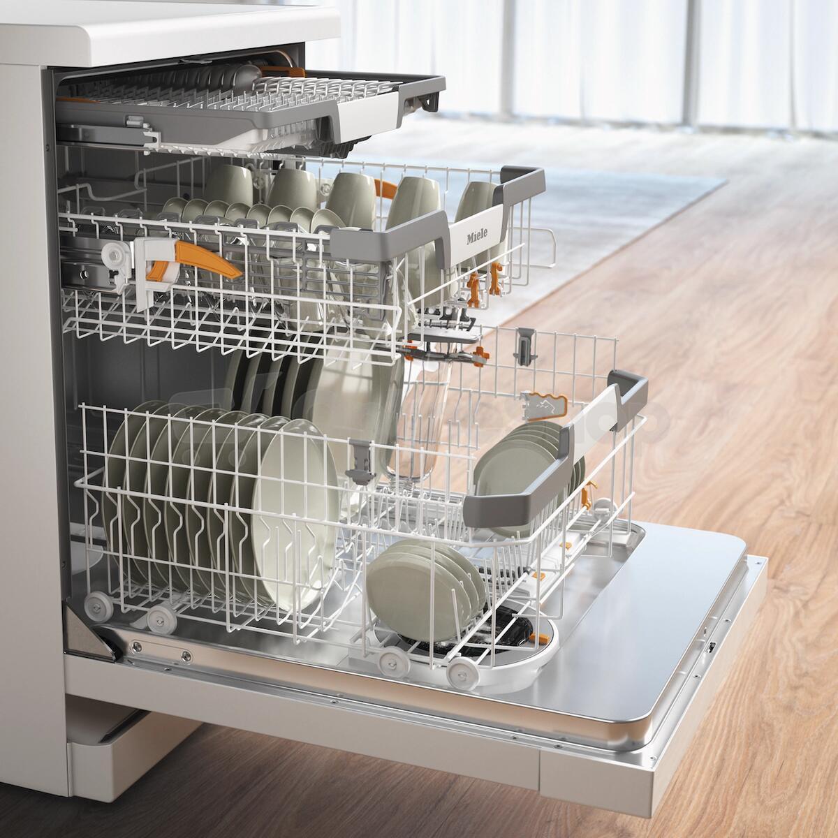 Myčka Miele G 7130 SC AutoDos, bílá