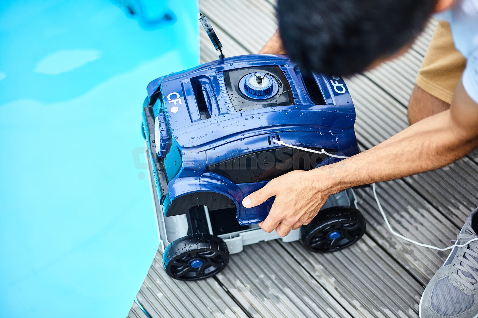 Automatický bazénový vysavač CF 100 AKU