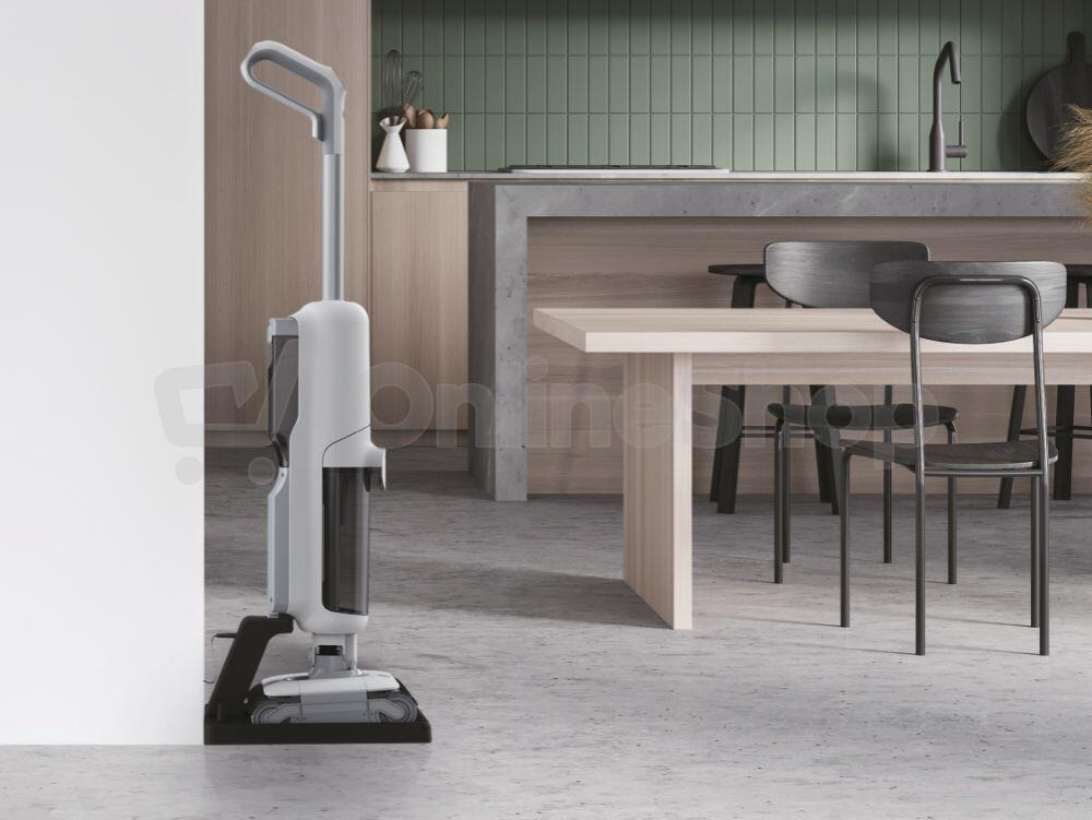 Tyčový vysavač Hoover HW500 011