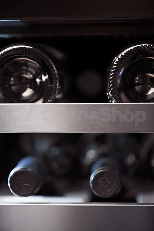 Vestavná vinotéka mQuvée WineCave 700 60D Push-Pull, černá