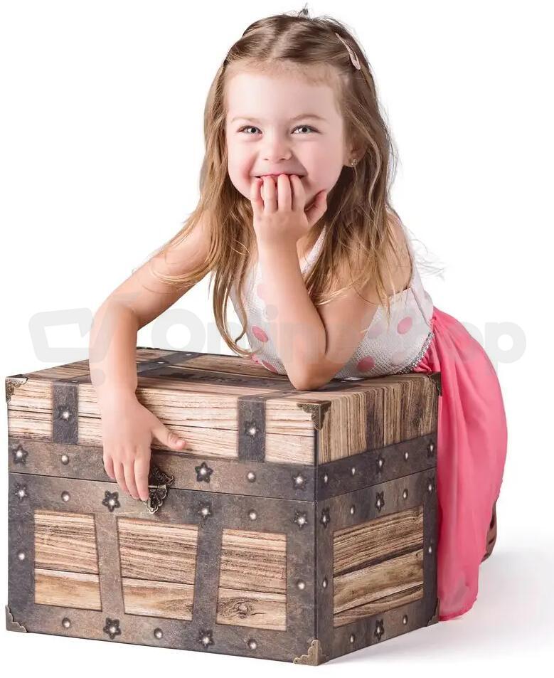 Truhla plná hraček Emily