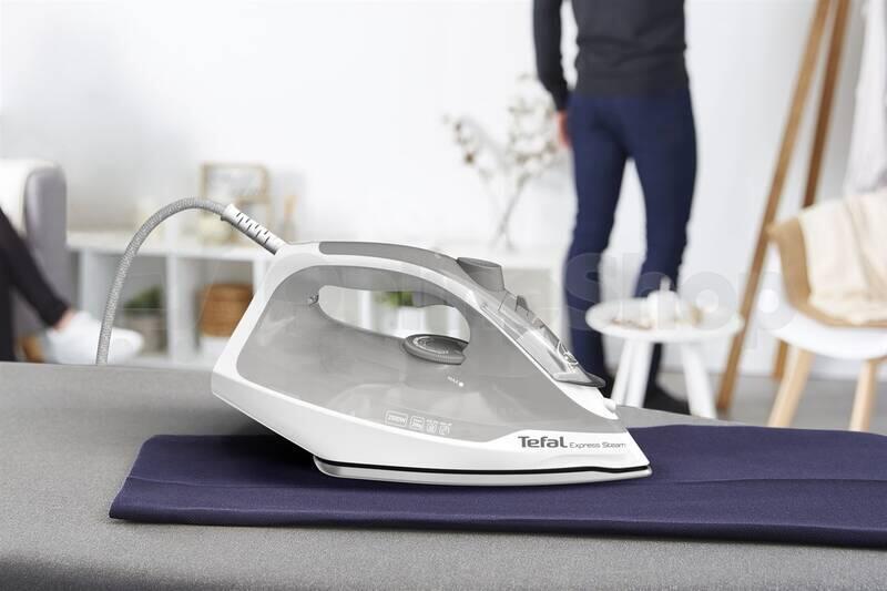 Napařovací žehlička Tefal FV2863E1
