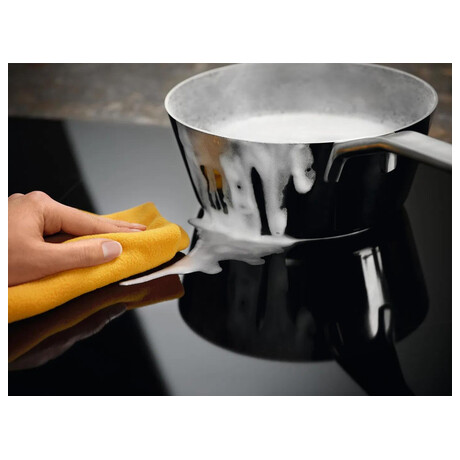 Indukn deska Electrolux EIS67453