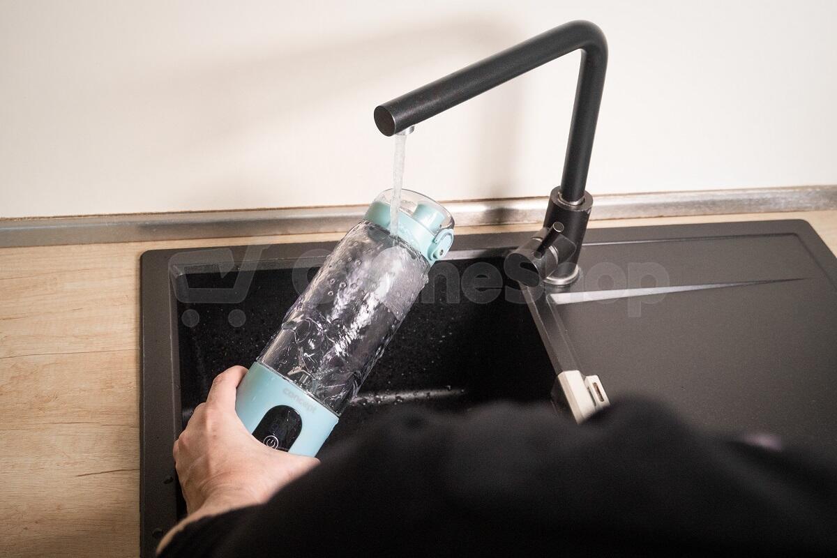 Smoothie mixér Concept SM4002 modrý