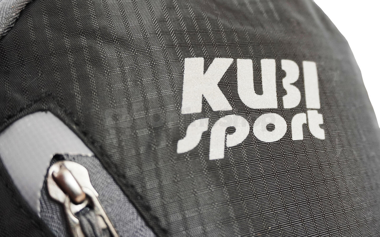 Turistický batoh KUBIsport Mountains 20 l, černý
