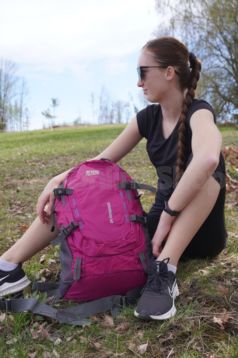 Turistický batoh KUBIsport Mountains 40 L, růžový