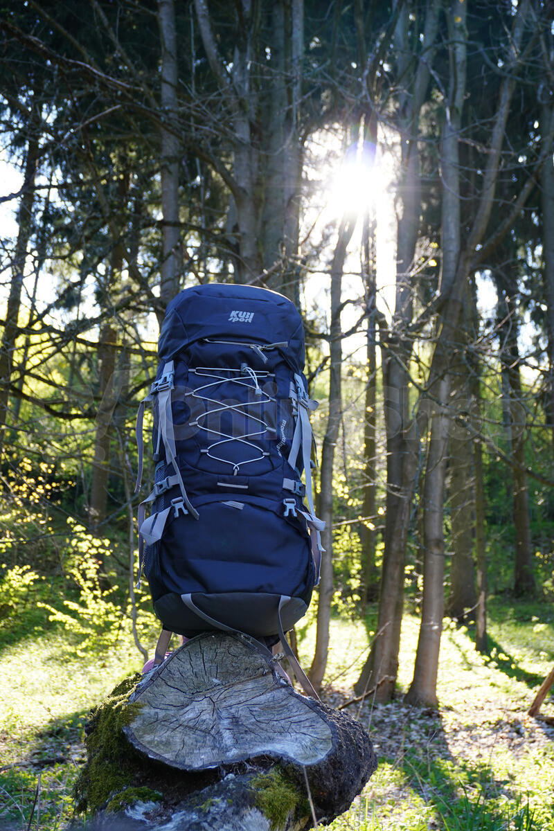 Batoh KUBIsport BA75K-MO Mountains 75 L, modrý