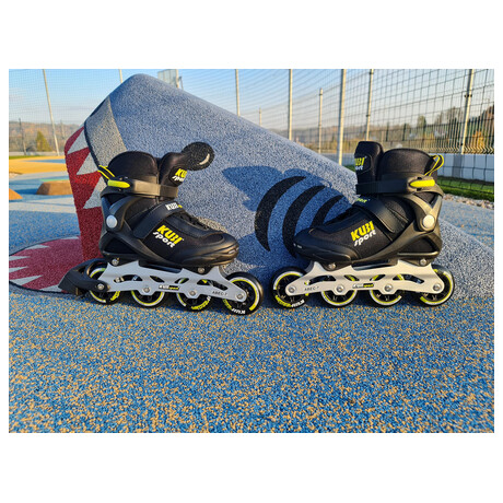 Inline brusle CS320K černé velikost 40