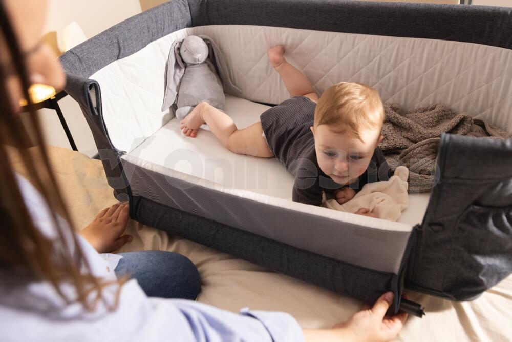 Postýlka Kidnort Snäckskal tmavě šedá