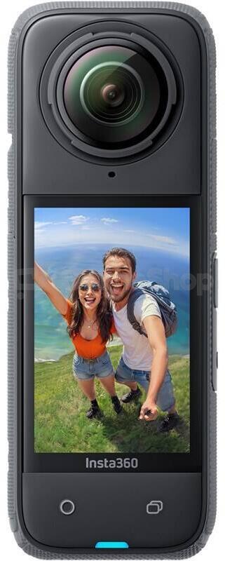 Outdoorová kamera Insta360 X4 cestovatelský balíček, černá