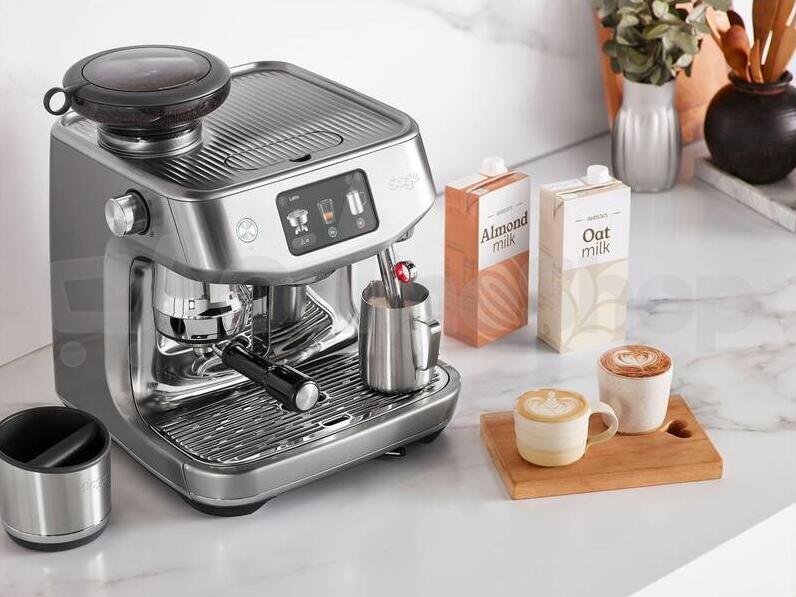 Kávovar Sage Espresso SES985BSS