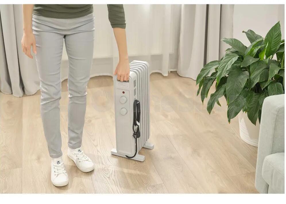Olejový radiátor Sencor SOH 3407WH