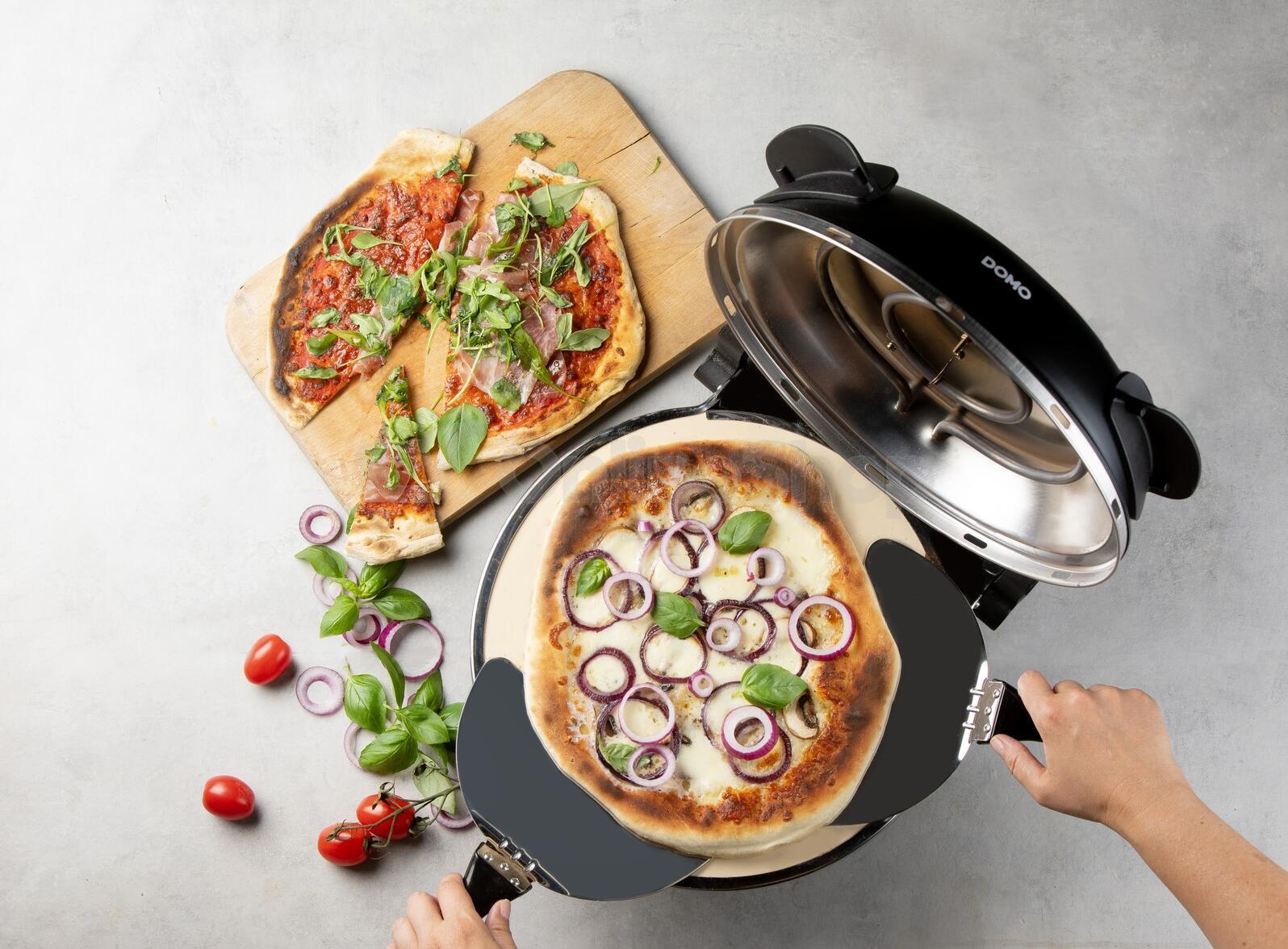 Pizza pec DOMO DO9285PZ, černá