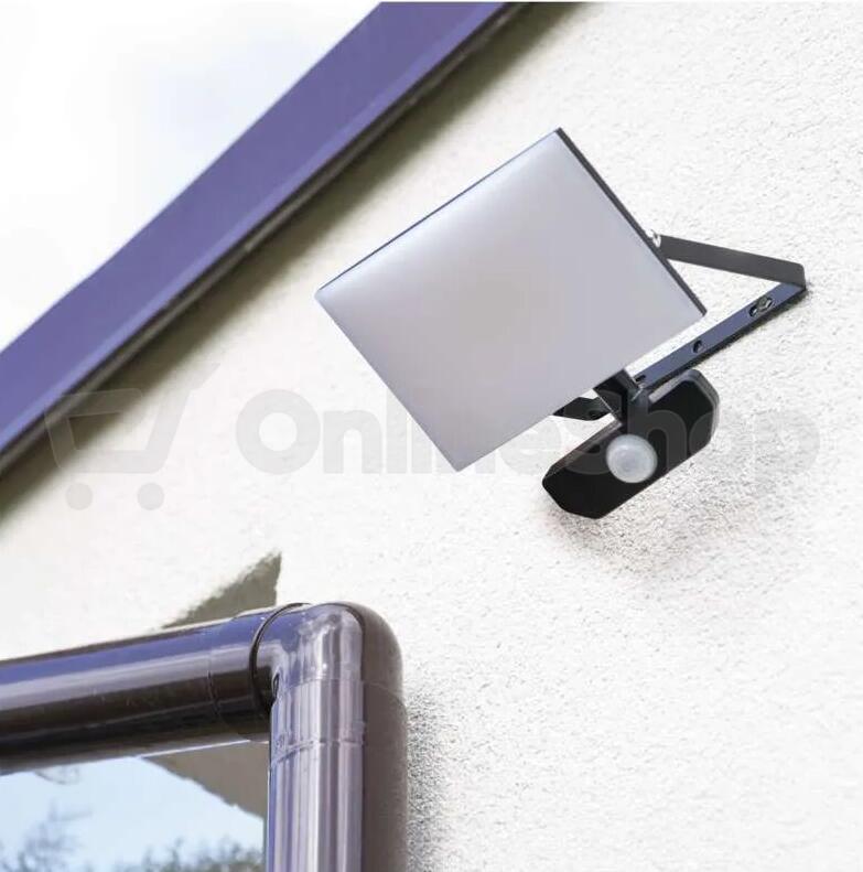 Emos LED reflektor TAMBO se senzorem pohybu, 50 W, 5000 lm, černý (ZS2942)