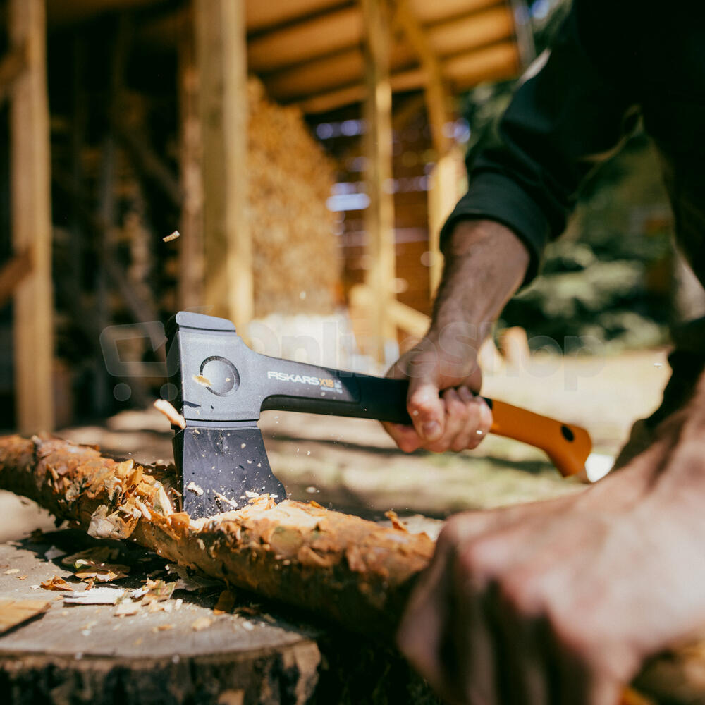 Sekera Fiskars (S) X18