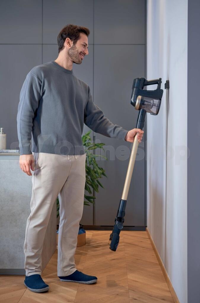 Tyčový vysavač Hoover HF4P10P 011