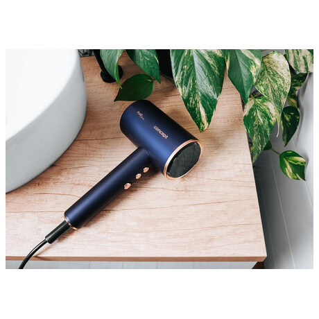 SET Fn na vlasy Concept VV8100 BLDC PROFI Care + ehlika na vlasy Concept VZ8100 PROFI Care se studenm vzduchem