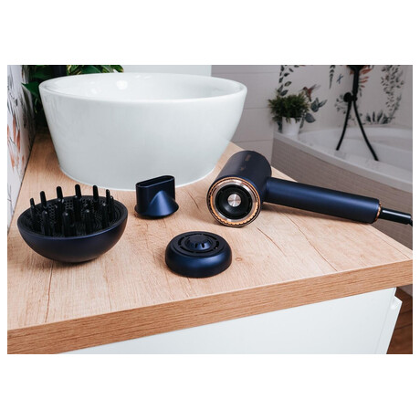 Fn na vlasy Concept VV8100 BLDC PROFI Care