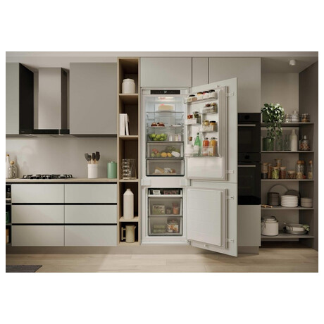 Chladnika Candy ECNBQT3518E Fresco 400