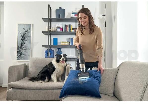 Tyčový vysavač Hoover HF210PP 011