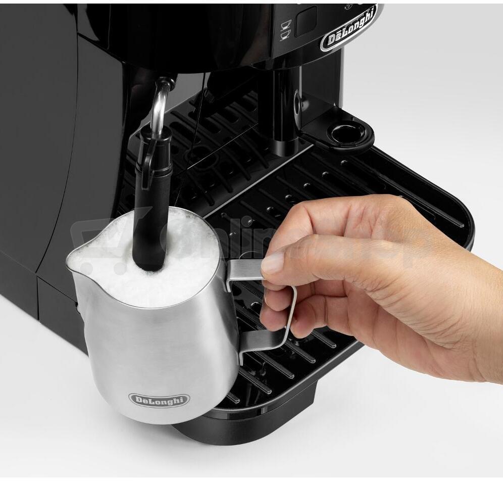Automatický kávovar DeLonghi Magnifica S ECAM 12.121.B