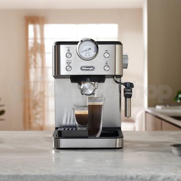 Pákový kávovar DeLonghi Classic EM450.M