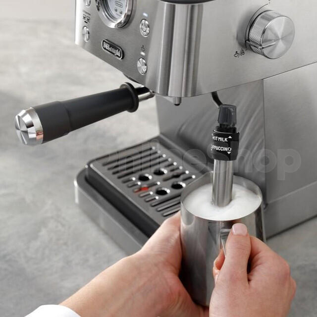 Pákový kávovar DeLonghi Classic EM450.M