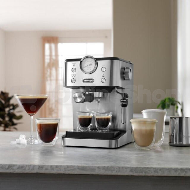 Pákový kávovar DeLonghi Classic EM450.M