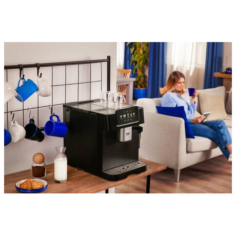 Kávovar BEKO CEG7302B