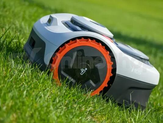 Robotická sekačka Segway Navimow i105E RTK + Vision