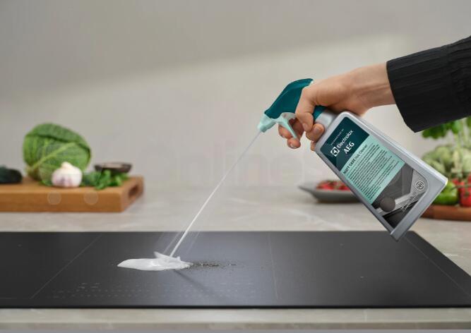 Čistič varných desek Electrolux MattCare M2HCMC01