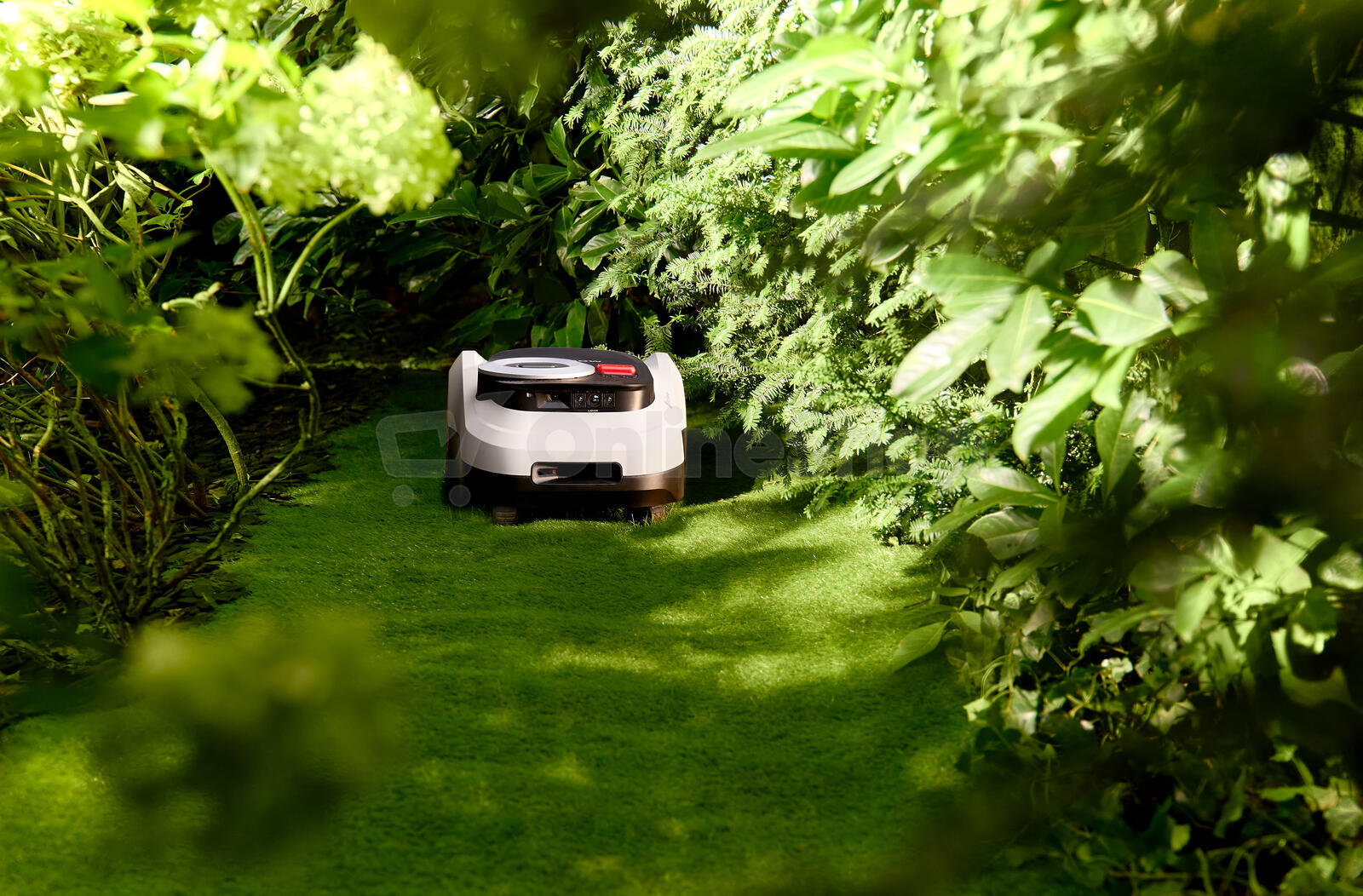 Robotická sekačka Segway Navimow I series i215E Lidar