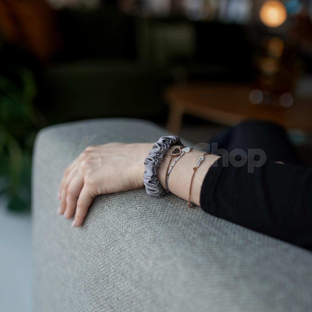 Hedvábná gumička HEDDA Mallys šedá skinny