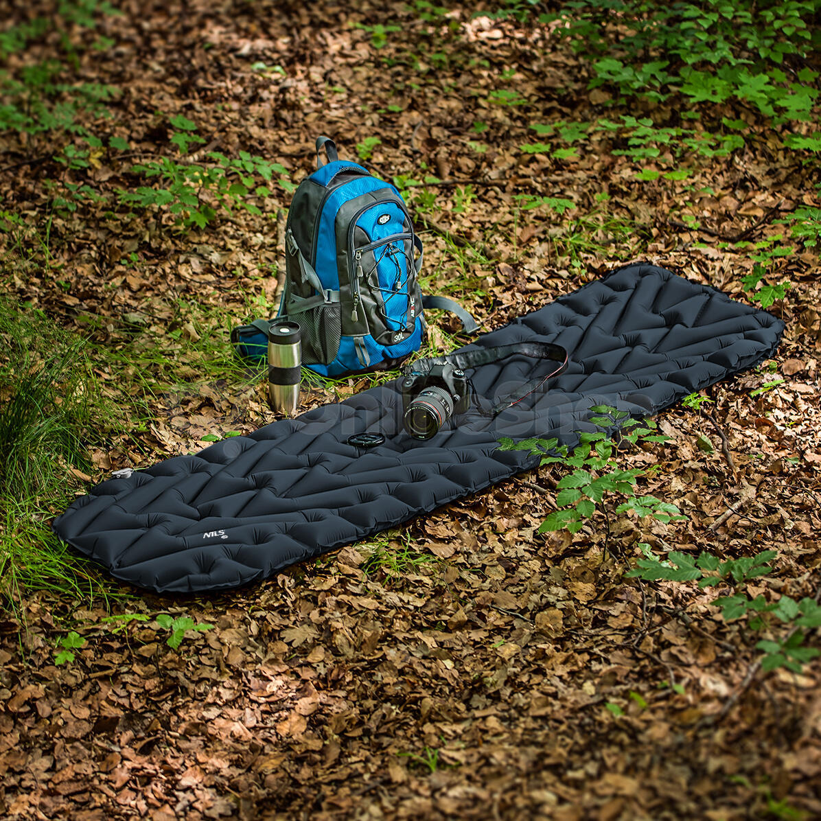Turistická karimatka NILS Camp NC4005 tm.šedá