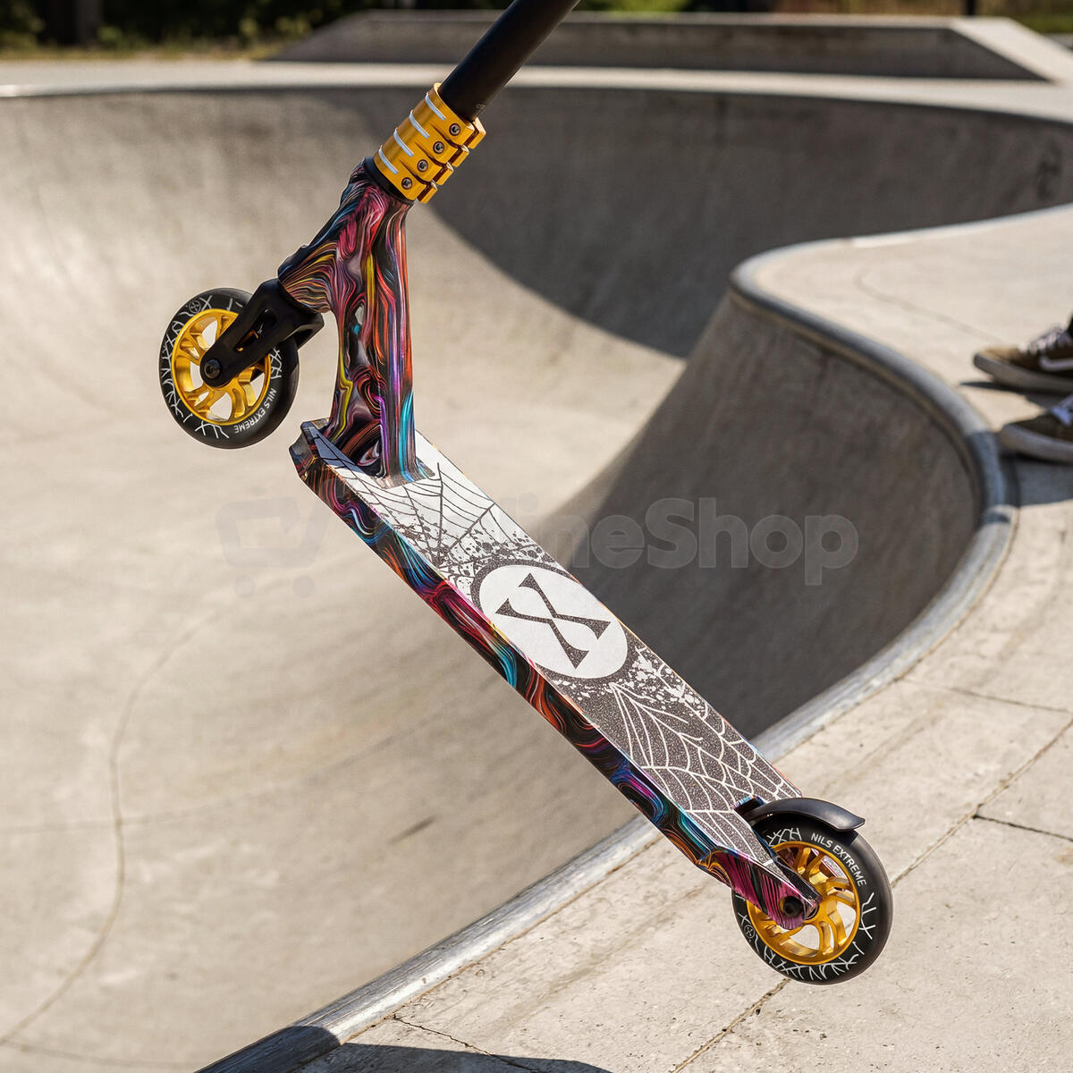 Freestyle koloběžka NILS Extreme HS221 Spider