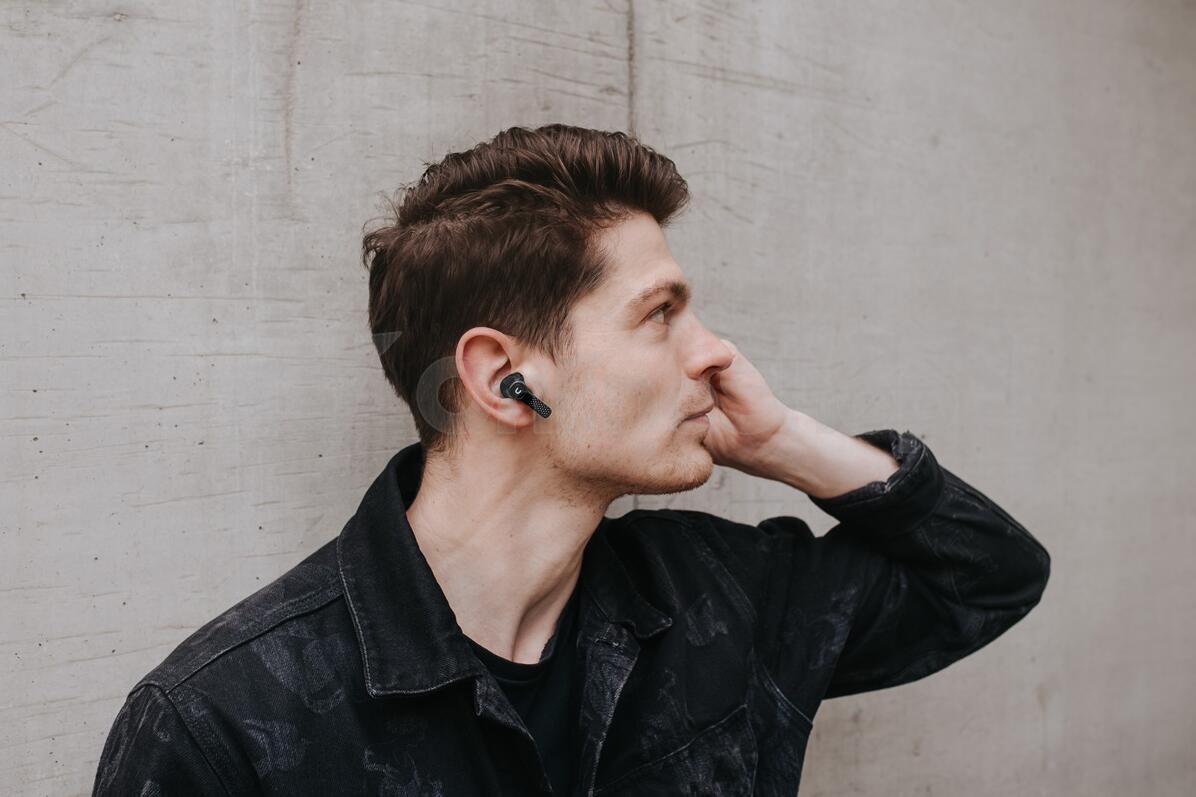 Concept Bezdrátová sluchátka SoundJoy True Wireless TW8010 black