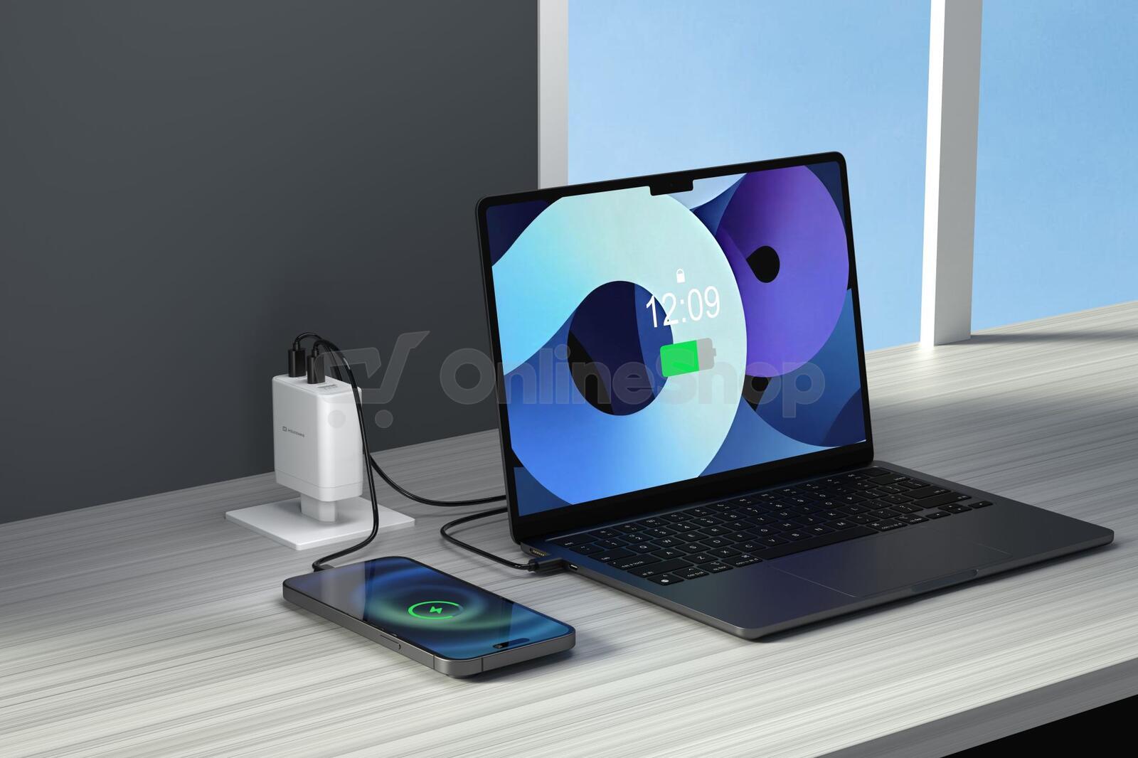 SWISSTEN SÍŤOVÝ ADAPTÉR CORE GaN 2x USB-C PD 100W + 1x USB-C PD 20W + 1x USB-A QC 30W QC BÍLÝ