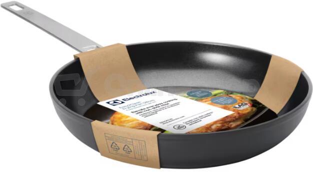 Pánev Electrolux CookWell Easy2Clean E9HOEC28