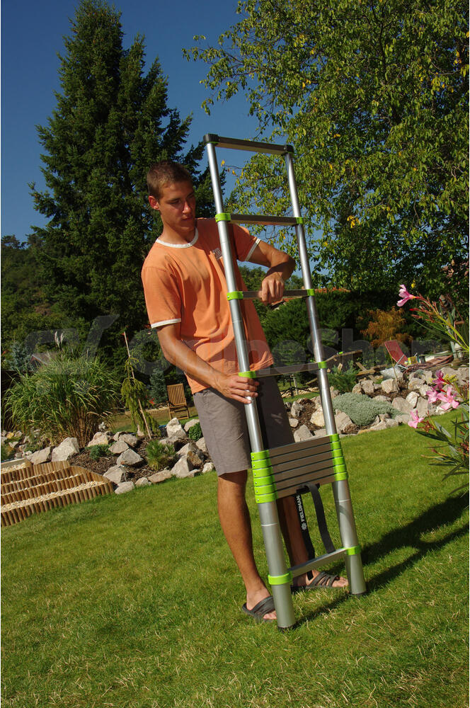 Teleskopický žebřík Fieldmann FZZ 4002